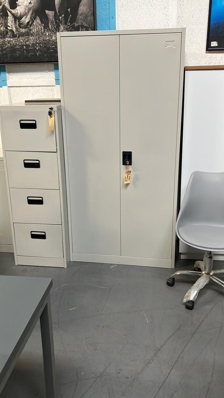 Steel 1800x900/4-Drw Filing cabinets