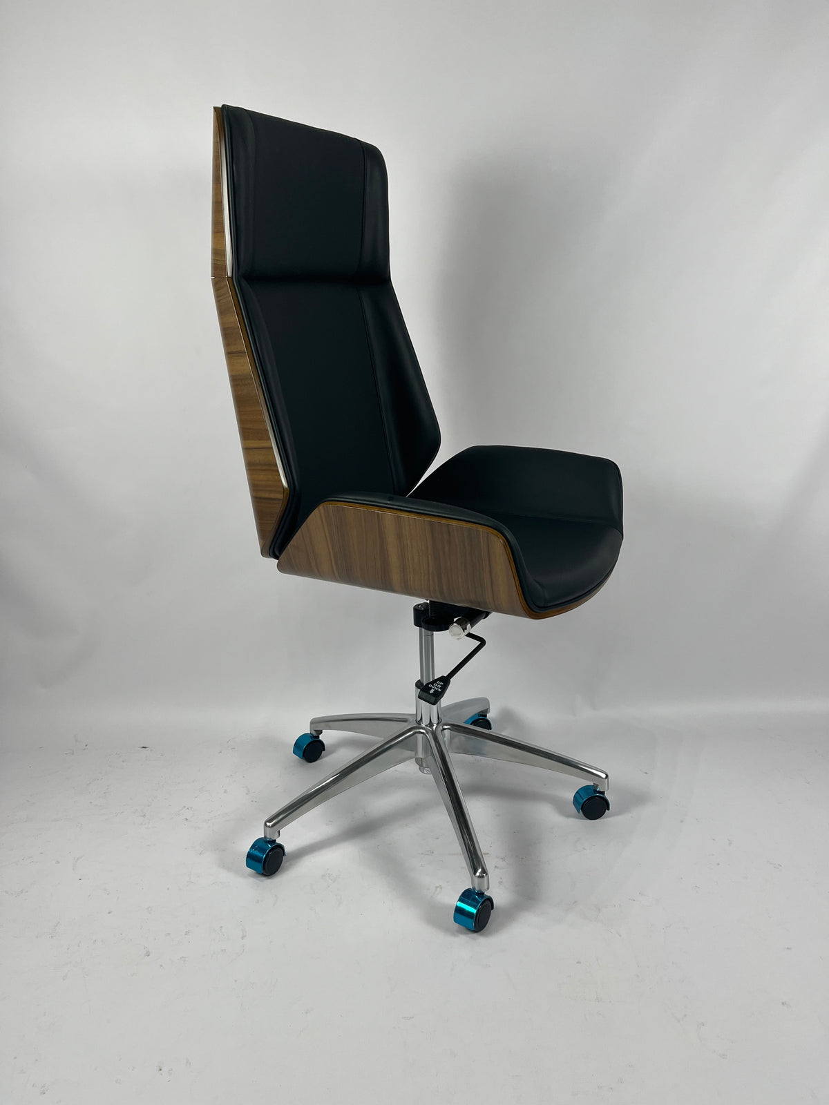 Emmes Laminated executive office chairs