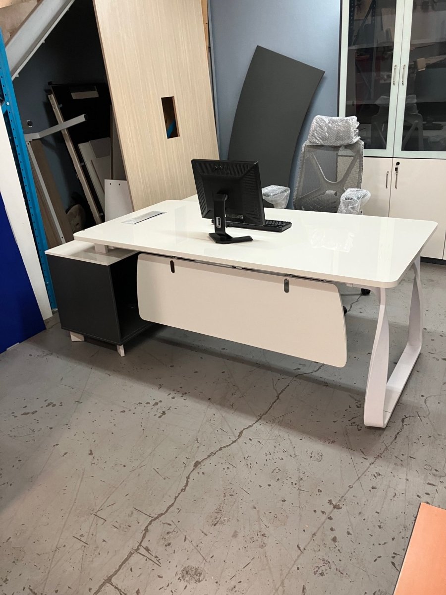 High Gloss Exec l - Shaped desk - Office Furniture Warehouse ZA